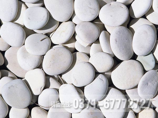 鵝卵石破碎機每小時處理多少噸鵝卵石？