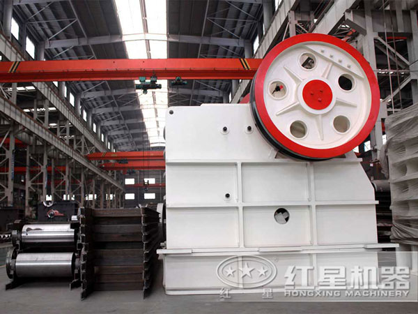 顎式破石機——石料廠的戰(zhàn)斗機，石頭的變形機