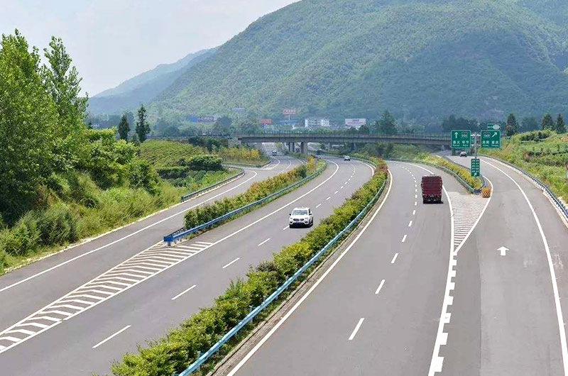 公路瀝青用礦粉設(shè)備多少錢一套？