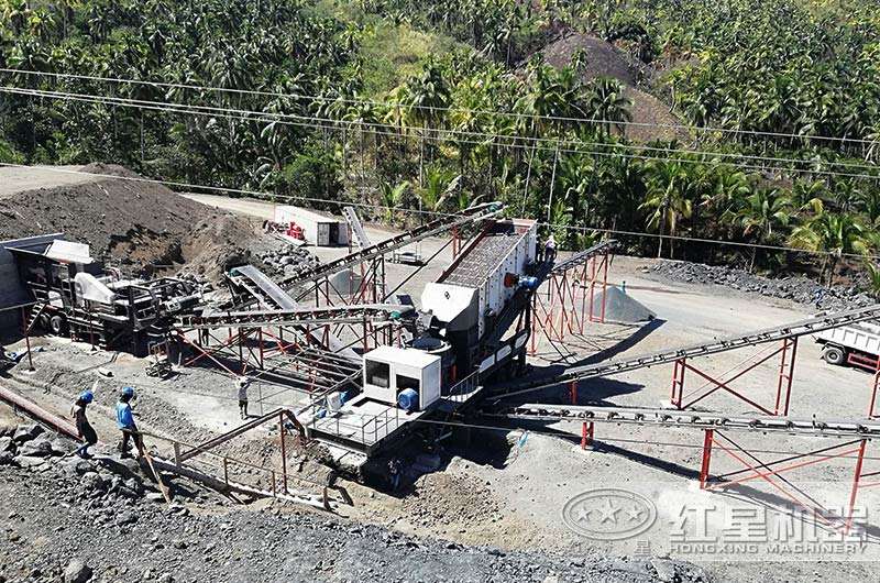 兩臺移動破碎機搭配作業(yè)出12、13青石子