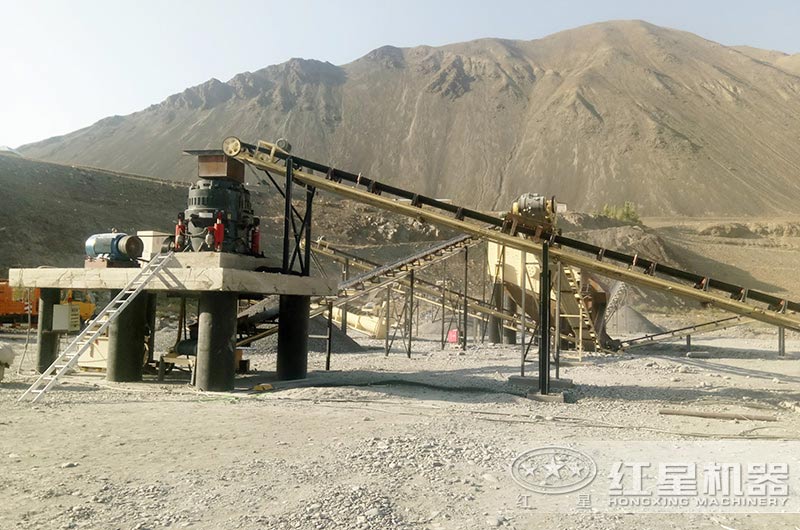 中型碎石機(jī)多少錢(qián)一臺(tái)，一天能碎多少石頭？